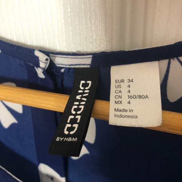 Crop blouse button back - Picture 2 of 4